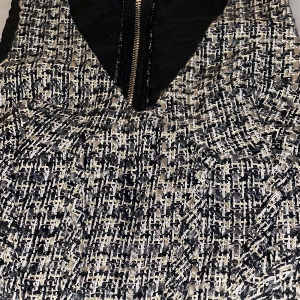 Forever 21 Chic Black and White Tweed Crop Top M - Picture 3 of 5
